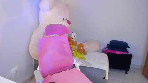 may online show from November 2025 10:53:02 PM