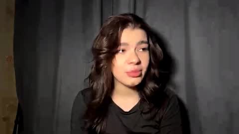 Adel online show from January 2026 07:16:01 PM