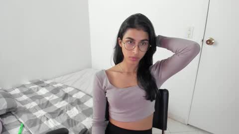 mazikeen_18 online show from December 2025 12:33:02 PM