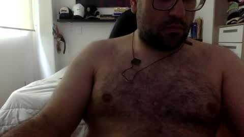 Snapshot of mbotve chatting on April 2026 06:22:01 PM VzlaMan online show from April 2026 06:22:01 PM
