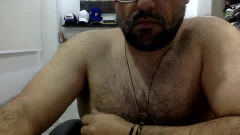 Snapshot of mbotve chatting on April 2026 10:55:01 PM VzlaMan online show from April 2026 10:55:01 PM