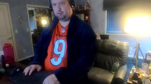 Sean online show from December 2024 05:04:02 PM