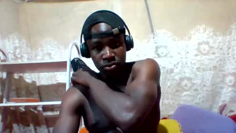 Snapshot of mclntz_bbc chatting on February 2025 04:05:02 AM mclntz_bbc online show from February 2025 04:05:02 AM