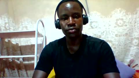 Snapshot of mclntz_bbc chatting on February 2025 06:43:02 PM mclntz_bbc online show from February 2025 06:43:02 PM