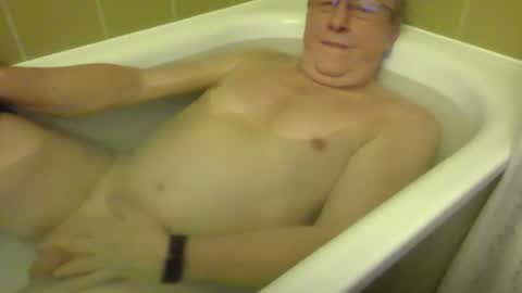 mcswis6 online show from February 2026 10:40:01 PM