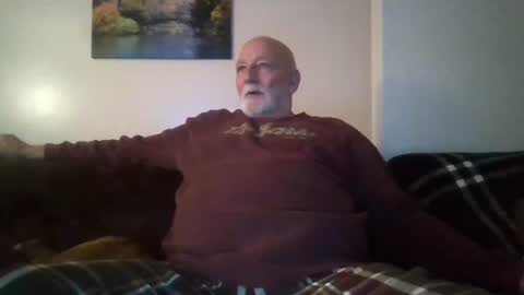 mdane99 online show from December 2024 04:06:02 AM
