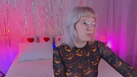 Roze online show from April 2026 07:53:01 AM