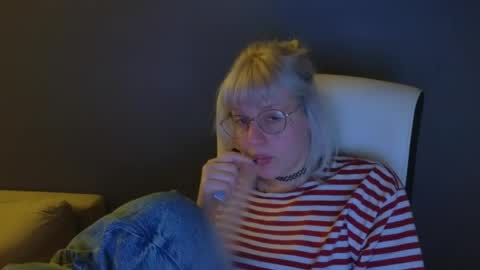 Roze online show from May 2026 01:13:01 AM