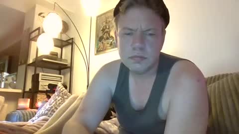 me2283 online show from December 2024 04:12:01 AM