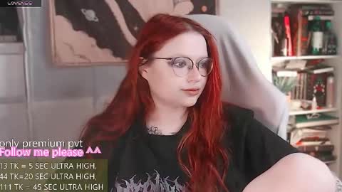 Snapshot of me_hanna chatting on May 2026 02:49:02 AM Hanna online show from May 2026 02:49:02 AM