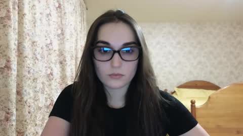 Snapshot of me_lissa_sun chatting on February 2025 06:33:01 PM Melissa online show from February 2025 06:33:01 PM