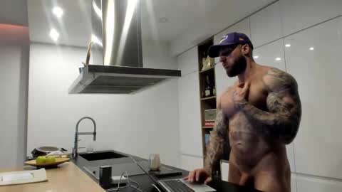 Snapshot of mealphamale chatting on February 2026 03:38:01 PM Alpha Male online show from February 2026 03:38:01 PM