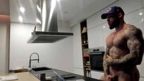 Snapshot of mealphamale chatting on February 2026 05:42:01 PM Alpha Male online show from February 2026 05:42:01 PM