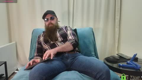 Snapshot of meaty_roll chatting on January 2025 02:46:02 AM Meaty Roll online show from January 2025 02:46:02 AM