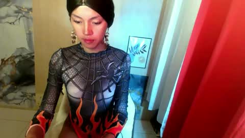 Snapshot of meaxox1 chatting on May 2026 10:59:02 PM mea online show from May 2026 10:59:02 PM