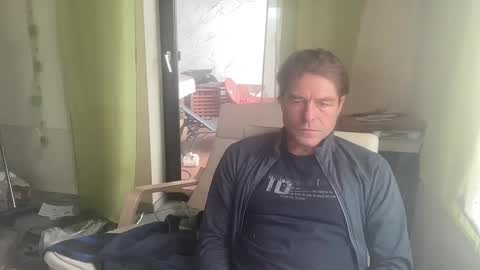 Snapshot of medeinoe chatting on January 2026 10:50:01 AM medeinoe online show from January 2026 10:50:01 AM
