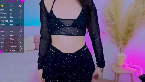 Snapshot of medina_andress chatting on April 2026 09:06:02 PM Dina online show from April 2026 09:06:02 PM