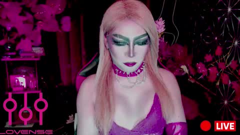 THE QUEEN ALPHA   Queen Medusa Prey online show from February 2026 09:25:02 AM