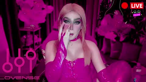 THE QUEEN ALPHA   Queen Medusa Prey online show from April 2026 02:51:02 AM