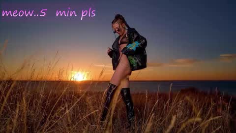 Sweet Meow nonude online show from November 2025 02:43:01 AM