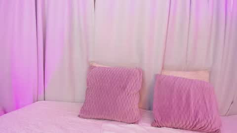 Melody online show from February 2026 04:00:01 AM