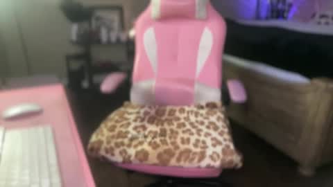 Southern Peach online show from October 2025 02:42:02 AM