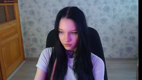 mefwhOre online show from March 2025 08:37:02 AM