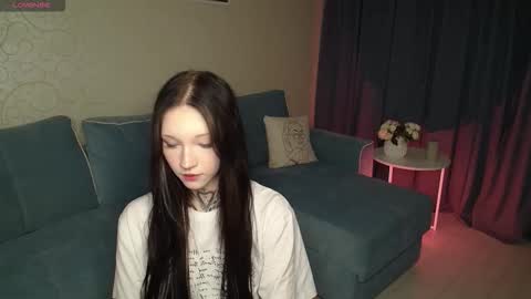 mefwhOre online show from October 2025 03:13:02 PM