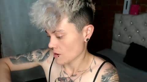 Snapshot of megan_coop3r_ chatting on June 2026 01:16:02 AM Megan and sophi online show from June 2026 01:16:02 AM