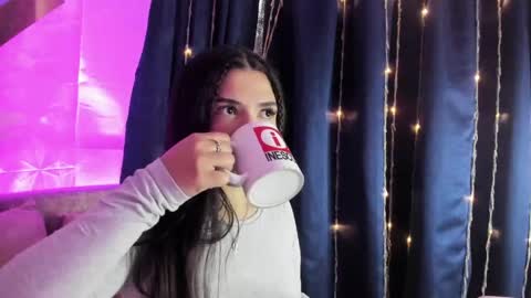 Snapshot of megan_devon chatting on April 2026 01:57:02 PM online show from April 2026 01:57:02 PM