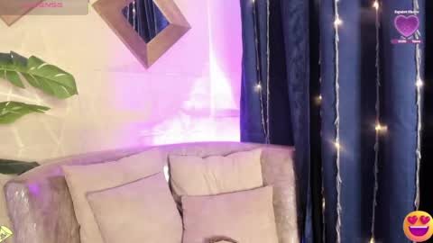 Snapshot of megan_devon chatting on May 2026 11:38:01 AM online show from May 2026 11:38:01 AM