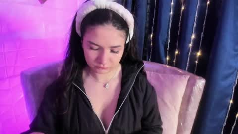 Snapshot of megan_devon chatting on May 2026 11:51:02 AM online show from May 2026 11:51:02 AM