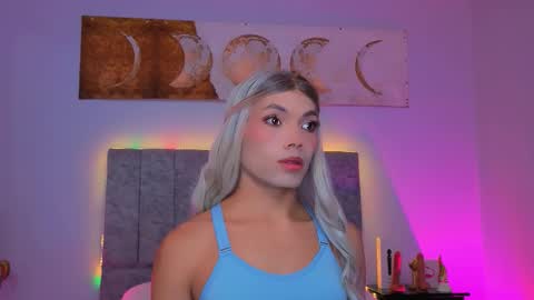 megan do santos online show from November 2025 01:37:02 PM