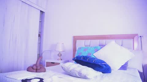 megan online show from November 2025 03:07:01 AM