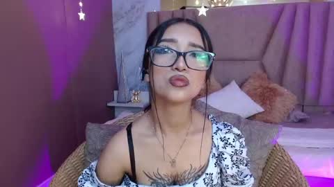Snapshot of megan_saint chatting on May 2026 02:01:01 PM megan_saint online show from May 2026 02:01:01 PM