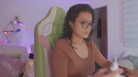 MEGAN  online show from November 2025 09:14:02 PM