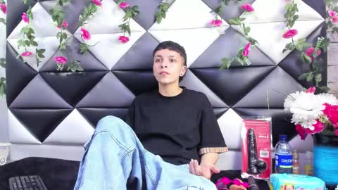 megan_thompsonn_ online show from September 2025 02:23:01 AM