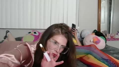 Snapshot of meganholly00 chatting on September 2025 05:28:02 AM Megan online show from September 2025 05:28:02 AM