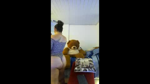 meganhotcurvy online show from February 2026 03:21:01 PM