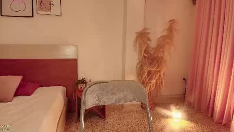 Snapshot of meganlux_1 chatting on June 2026 08:10:02 PM - 29p online show from June 2026 08:10:02 PM