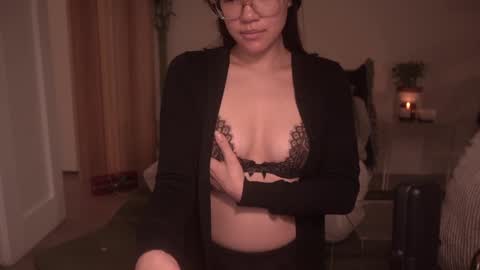 Snapshot of meganmei666 chatting on December 2024 05:48:01 AM for more 3 online show from December 2024 05:48:01 AM
