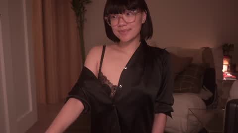 Snapshot of meganmei666 chatting on January 2025 02:43:02 AM for more 3 online show from January 2025 02:43:02 AM