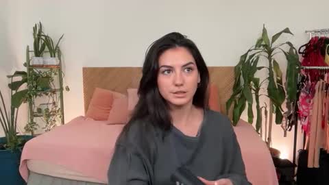 Snapshot of meganmistakes chatting on December 2025 12:29:01 AM Megan Mistakes online show from December 2025 12:29:01 AM