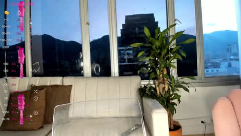 Mara online show from January 2025 11:03:01 AM