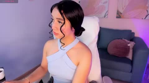 Snapshot of megann_blaze chatting on June 2026 09:01:02 PM Megan online show from June 2026 09:01:02 PM