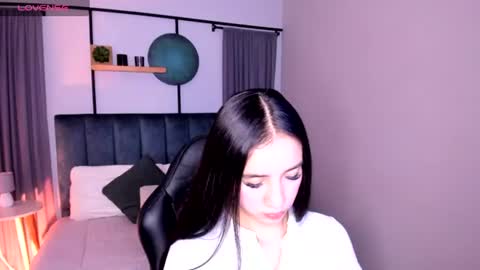 Snapshot of megann_blaze chatting on July 2026 04:24:01 PM Megan online show from July 2026 04:24:01 PM
