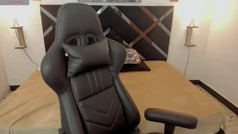 Megan Queen online show from November 2025 12:26:01 PM