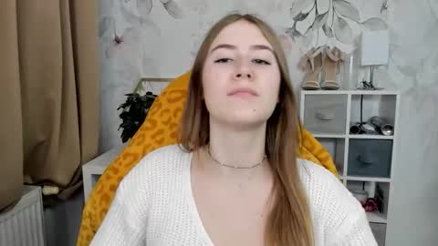 Megan online show from November 2025 02:43:02 PM