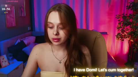 Snapshot of megg_ryan chatting on June 2026 02:06:02 PM megg_ryan online show from June 2026 02:06:02 PM