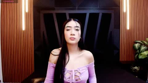 Snapshot of meggan_luxx chatting on March 2026 11:10:01 AM MEGGAN LUXX online show from March 2026 11:10:01 AM